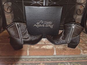 Agave Sky Cowhide Hair On Ankle Boots Womens 10 Black Fringe Western Leather
